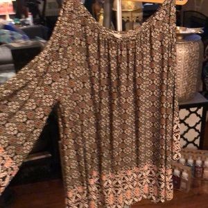 Avenue cold shoulder blouse